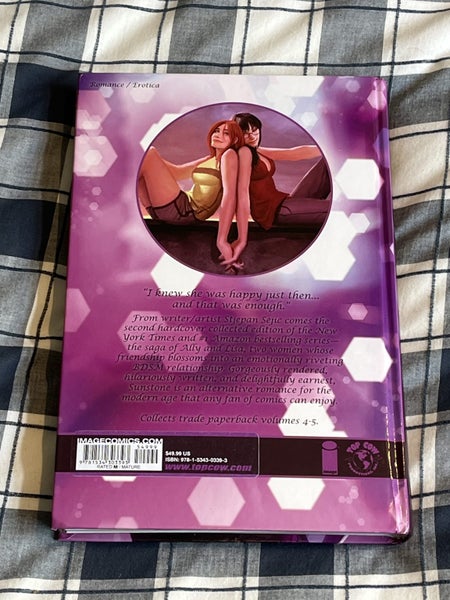 Sunstone volumes 4-5 hardback64414598928259111
