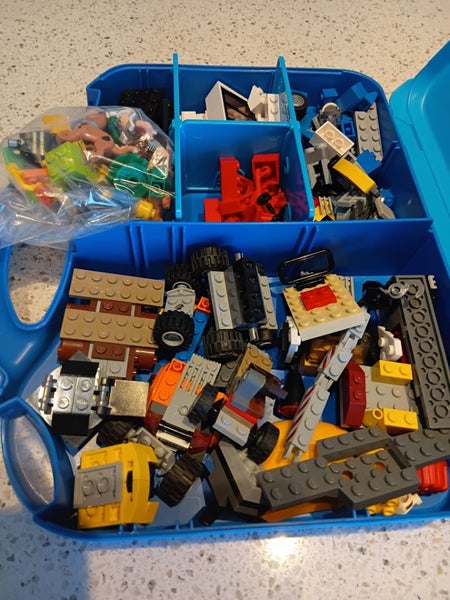 Box of Lego64415281761538111