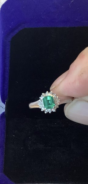 Natural Emerald & Diamond, Platinum Ring Carousel 2