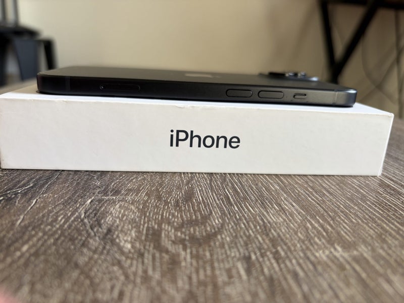 iPhone 15 128GB Black64415752216705113