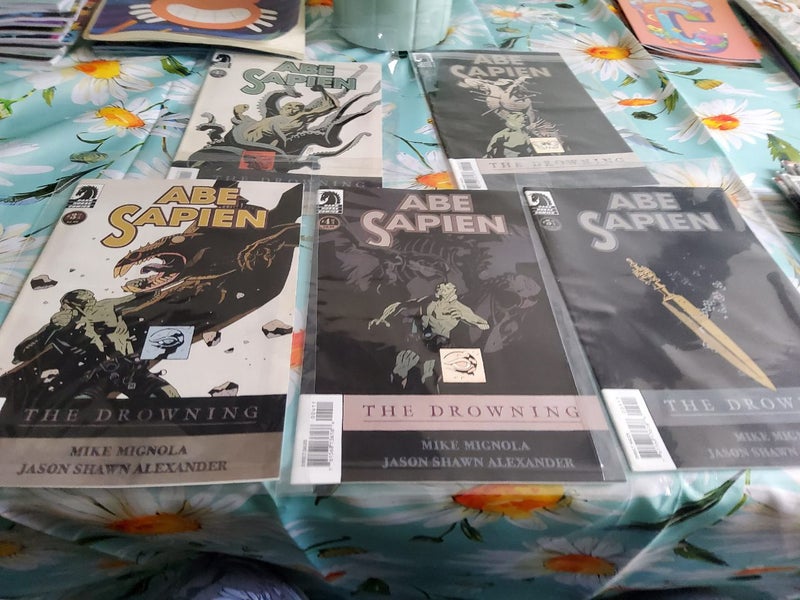 Abe Sapein comic books sets Carousel 1