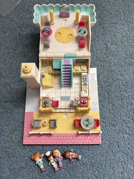 Vintage Polly pocket pizza house Carousel 3
