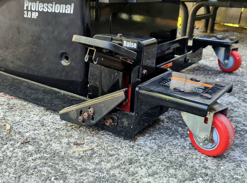 SawStop Professional Cabinet Saw with 36 inch T-Glide Rail and accessories64416246549763112