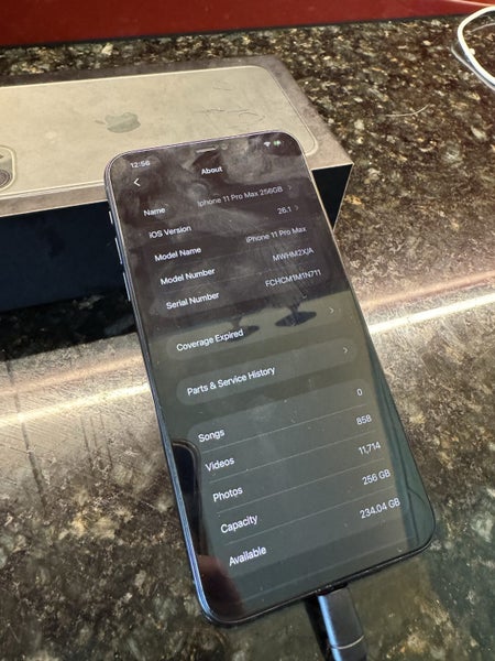 iPhone 11 Pro Max 256GB64416286418051111