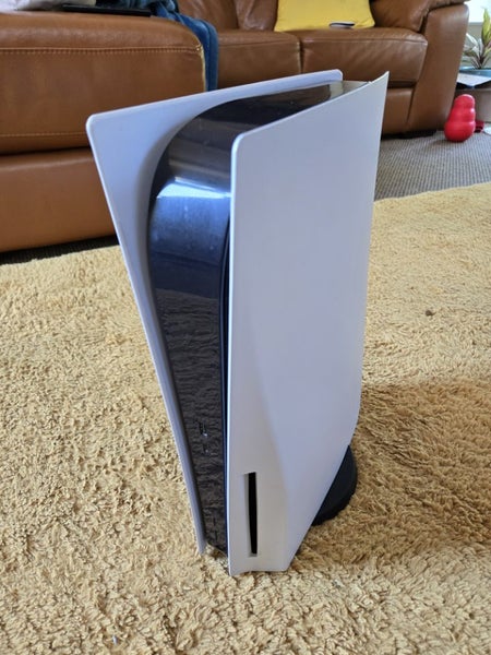 Faulty PS5 Disc suit repairs or parts. Carousel 1