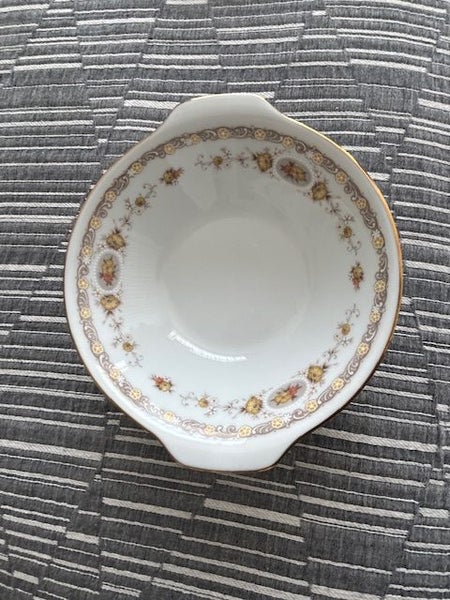 Noritake Dinner Set (Selina pattern)64416602753026112