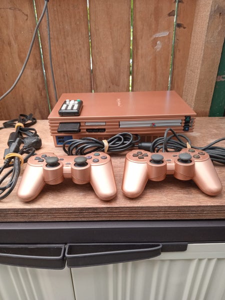 Ps2 Console and controllers Carousel 3