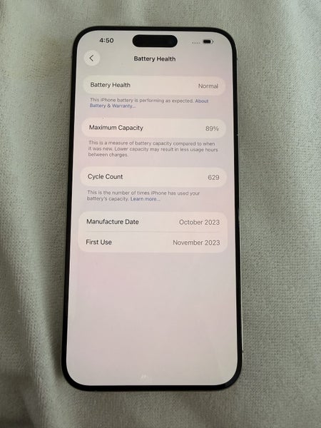 iPhone 15 Pro Max 256GB with 2 cases - Excellent condition64416788403715114