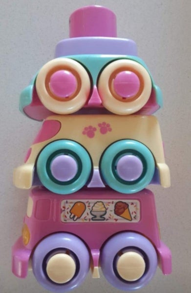 Fisher-Price Stacking Ice Cream Van & Flashing Lights & Music Carousel 1