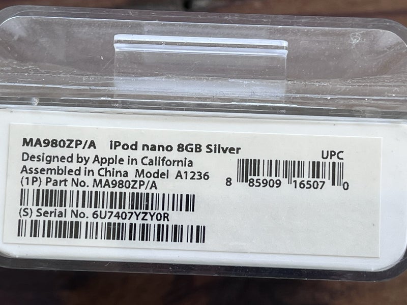 *Tidy* iPod Nano 8GB, 3rd Gen. A1236 Carousel 6