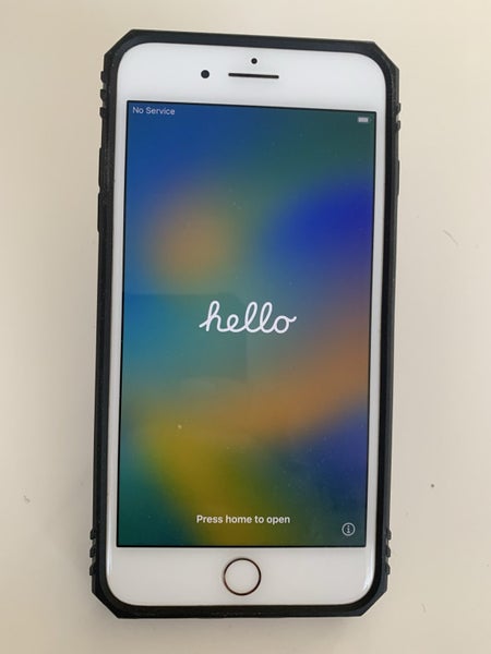 iPhone 8 Plus includes case64417094368643112