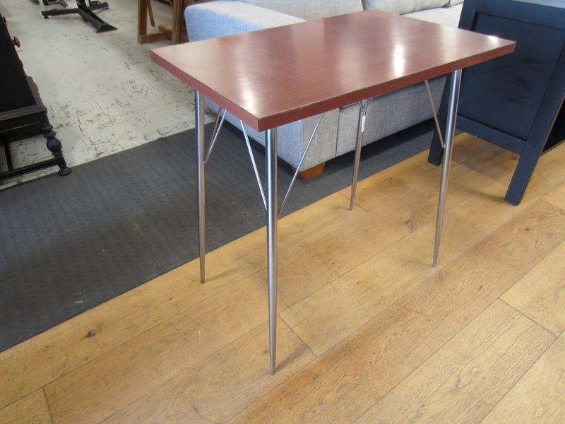 Formica Table Carousel 1