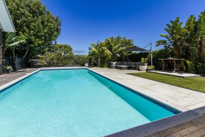 Hillcrest, 5 bedrooms64417392166530113