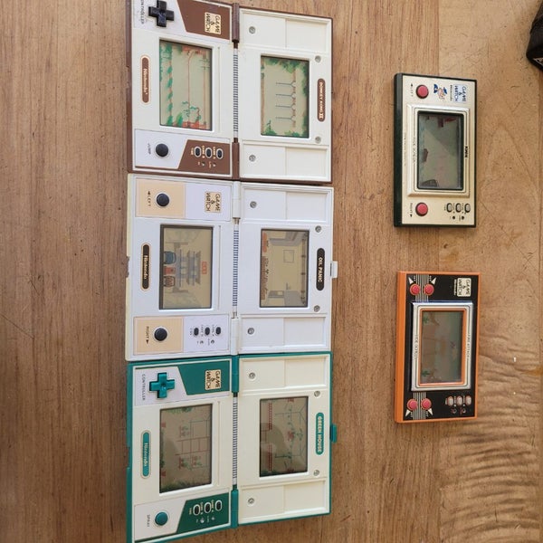 Old 1980s handheld games Carousel 2