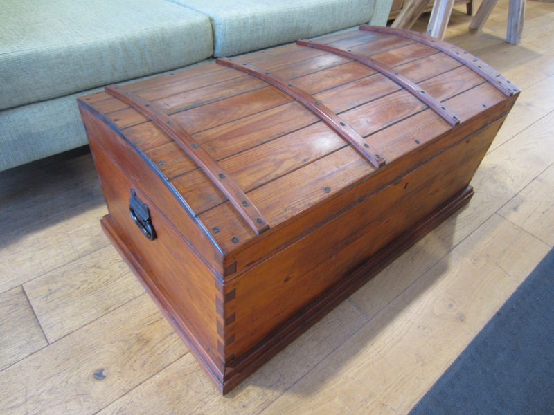 Blanket Chest with Arch Top Carousel 1