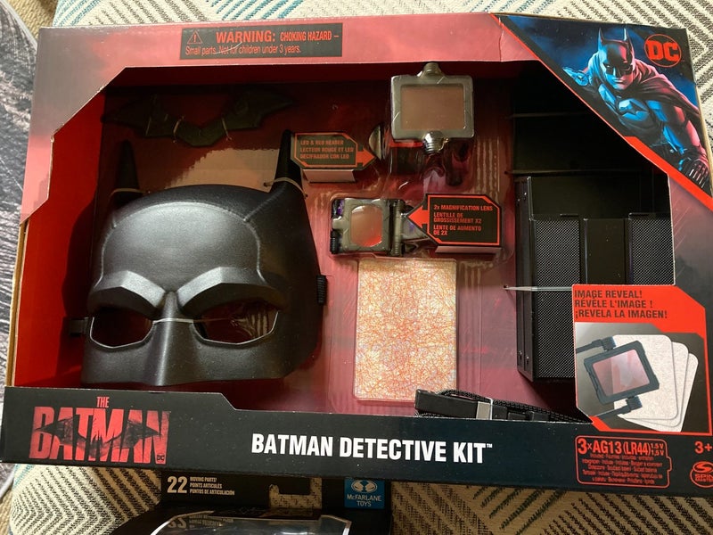 BOX OF RANDOM FIGURES Carousel 9