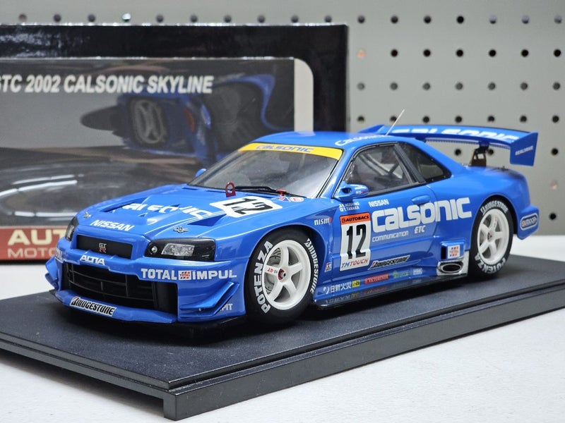 1/18 Nissan Skyline R34 GTR Calsonic - 2002 JGTC Carousel 1