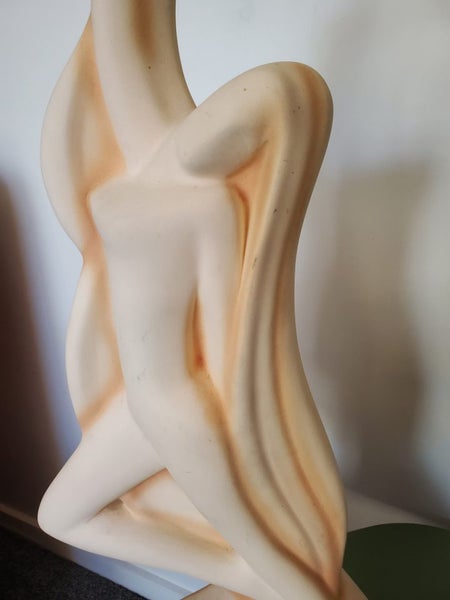 Art Deco Figurine - Mint Carousel 2