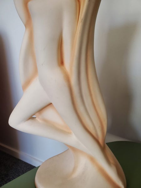 Art Deco Figurine - Mint Carousel 4