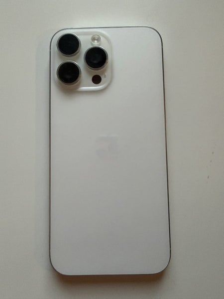 iPhone 16 pro max64418749517955113