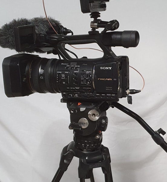 Sony ProCamcorder HXR-NX5P Digital Video Camera Carousel 1