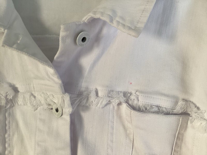 Loobies Story White Jacket Carousel 2