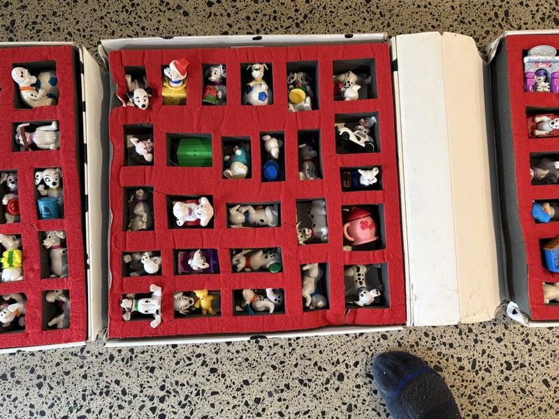 Disneys 101 Dalmatian's collectors Boxset64418990726529114
