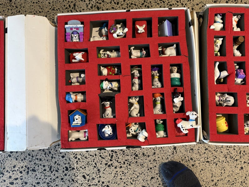Disneys 101 Dalmatian's collectors Boxset64418990726529113