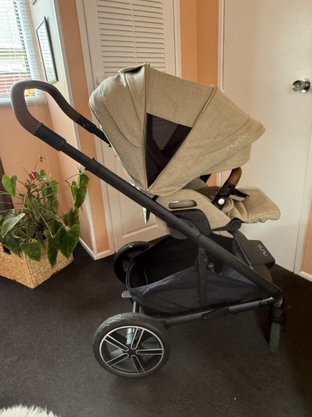 Nuna mixx next pushchair/basinette64419110712834112