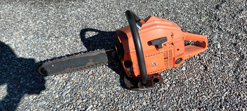 Husqvarna Chainsaw Carousel 1