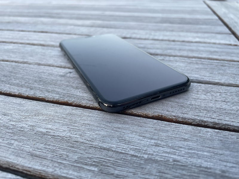 iPhone X64419570166785111