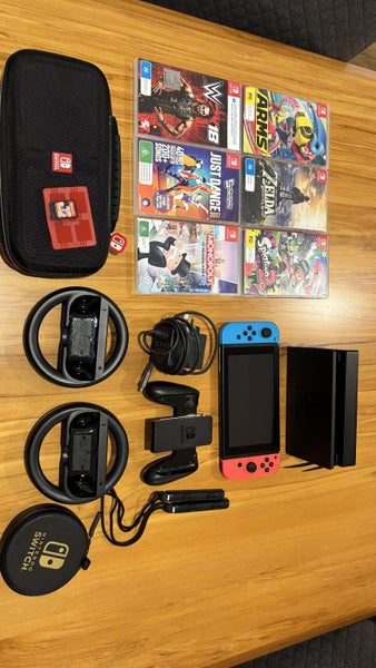 Nintendo Switch OG Console (V1) + Games & Accessories included64419762881923112