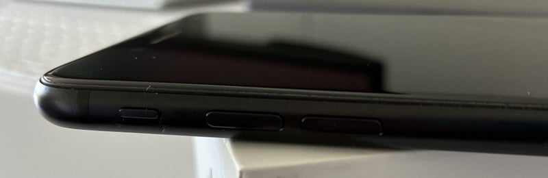 iPhone SE 2020 (64GB)64419870963331113