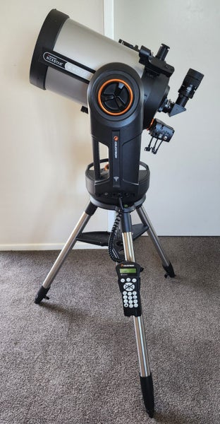 Celestron Nexstar Evolution 8 Telescope Carousel 1