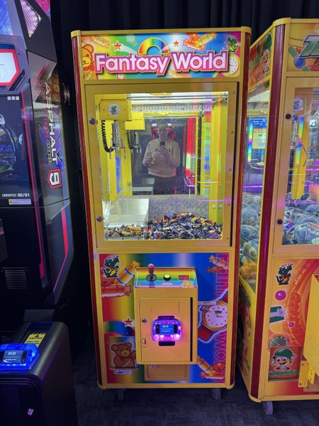 Fantasy World Claw Machine Carousel 1