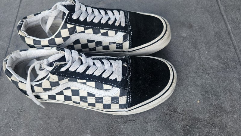 Vans Size 6.5 Carousel 1