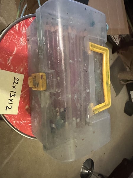 Artists Derwent colour pencils and assorted pens etc in case64420005988995114