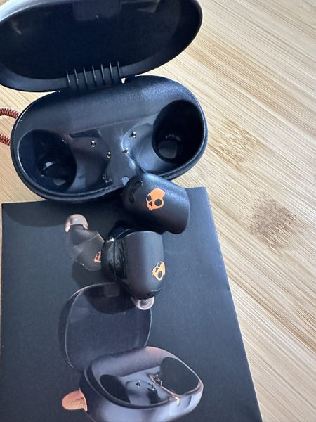 Skullcandy Sesh ANC Active True Wireless Noise Cancelling Earbuds - Black/Orange64420991981315111