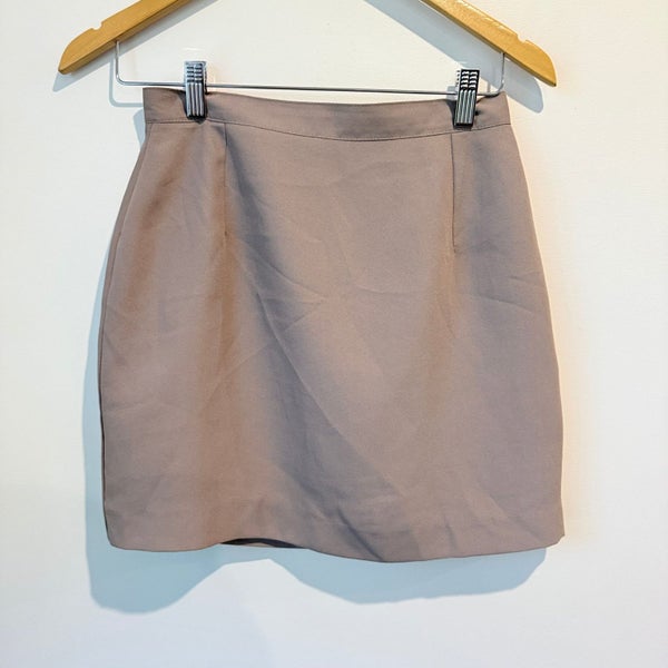 Foschini Size 10 Mini Skirt Carousel 1