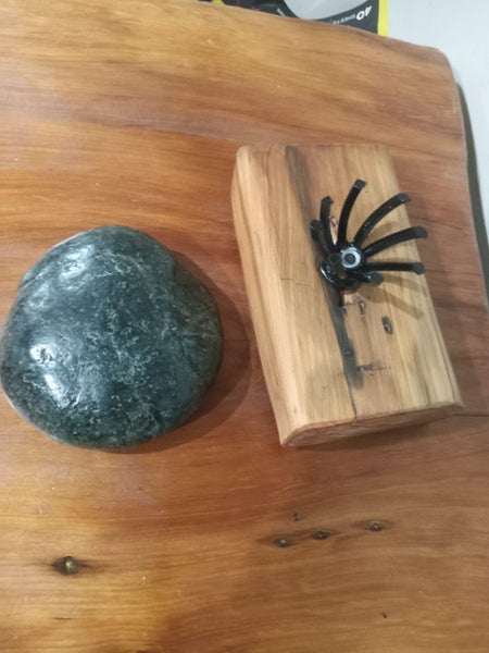 Pounamu rock64430649238787110