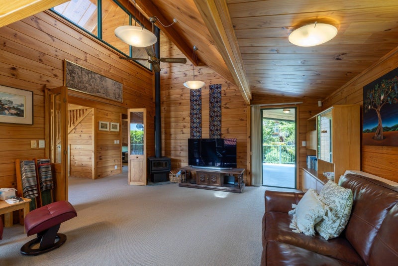 Lockwood plus Location64425575406721111