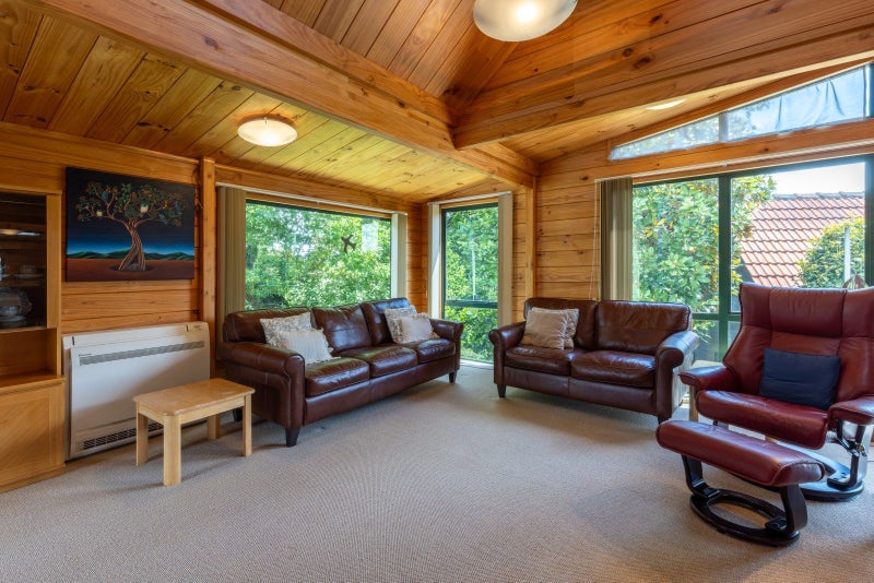 Lockwood plus Location64425575406721114