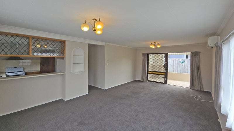 Taradale, 2 bedrooms64650704357378113