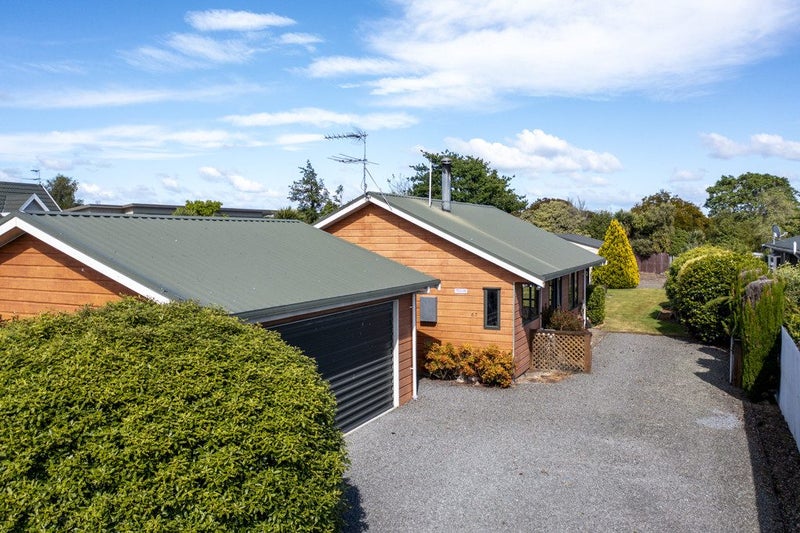 Beach Is Within Reach!64426515710723110