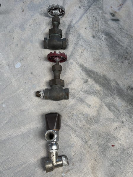 Valves/Taps 3/8 BSP x 3 miscellaneous Carousel 1