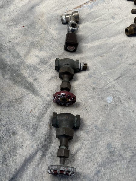 Valves/Taps 3/8 BSP x 3 miscellaneous Carousel 2