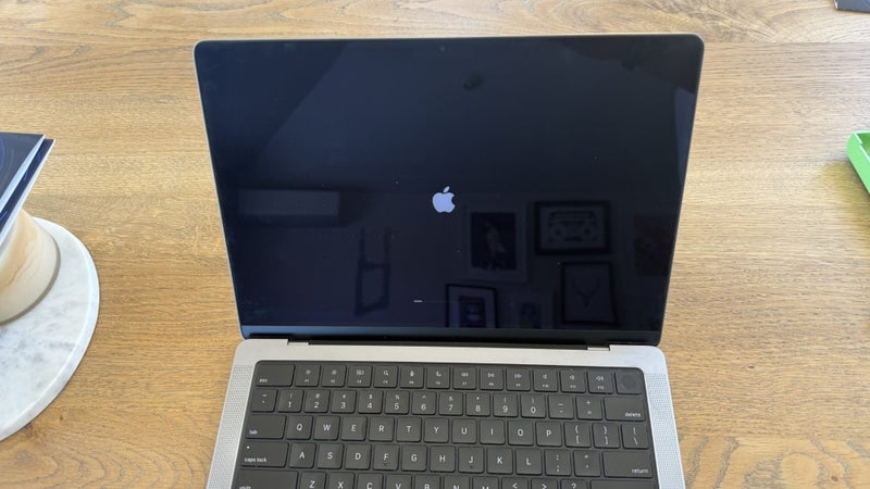 14 Inch M1 Apple MacBook Pro w/ 512GB HDD, 16GB RAM64427054669441113