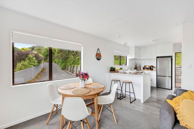 Wake up to sea views and Tui's64427014754819113