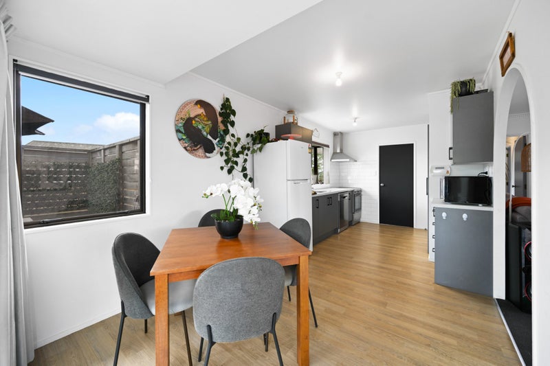 Snap It Up Before Someone Else Does!64427322995203114