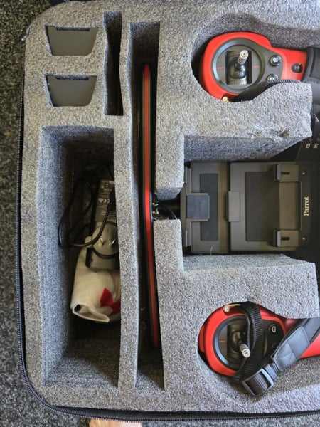 Parrot bebop drone with skycontroller plus backpack carry case and everything in64505839369987112